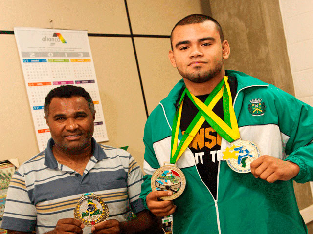 Esporte - Atleta da Seme conquista tricampeonato Brasileiro de Jiu Jitsu