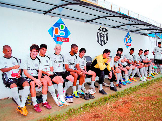 Esporte - Jogadores do União Barbarense ganham quatro dias de folga