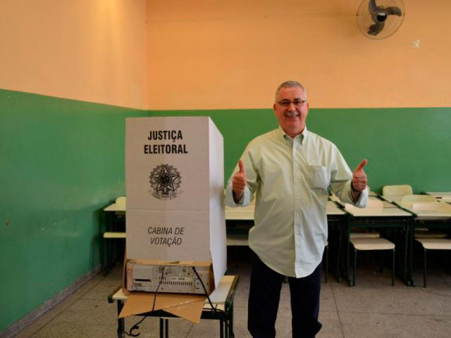 Política - Sardelli, Cauê e Vanderlei Macris vão representar a região