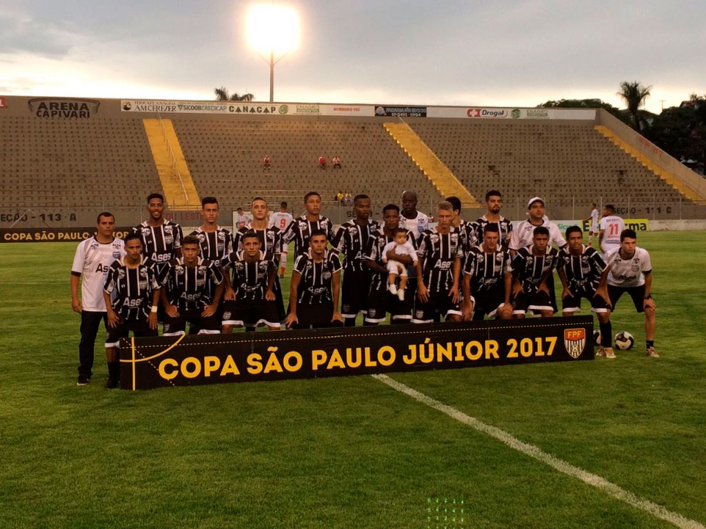 Esporte - União sofre gol nos acréscimos e perde 