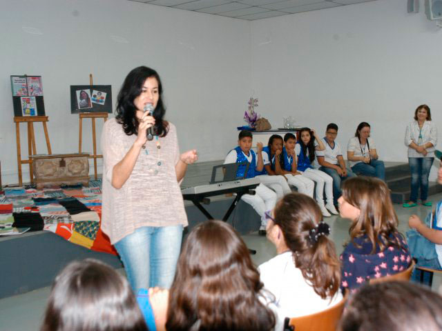  - Sônia Barros ministra palestra para alunos da Fundação Romi