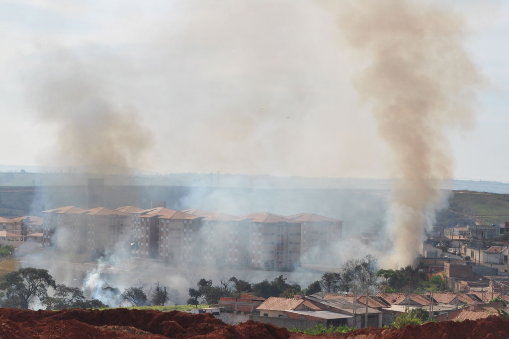 Foto Do Dia - Mais um foco de incêndio