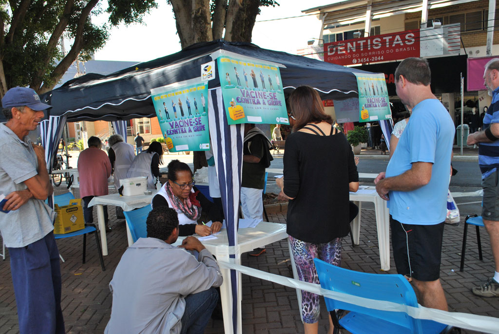 Saúde - Prefeitura intensifica vacinação contra a gripe 