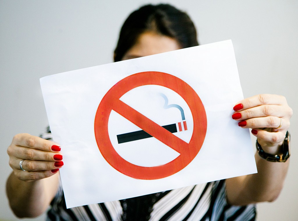 Saúde - Pessoas param de fumar com ajuda do Programa “Saúde Sem Tabaco”