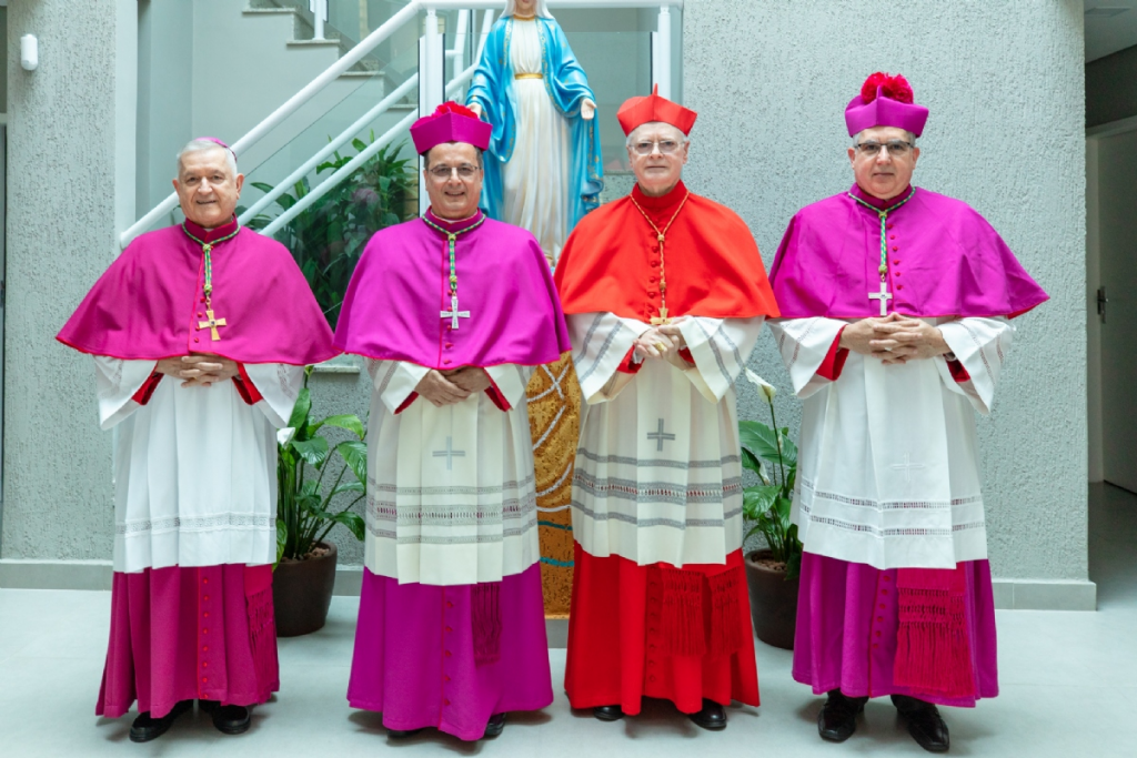  - Dom Valdir é ordenado  bispo de Campo Limpo