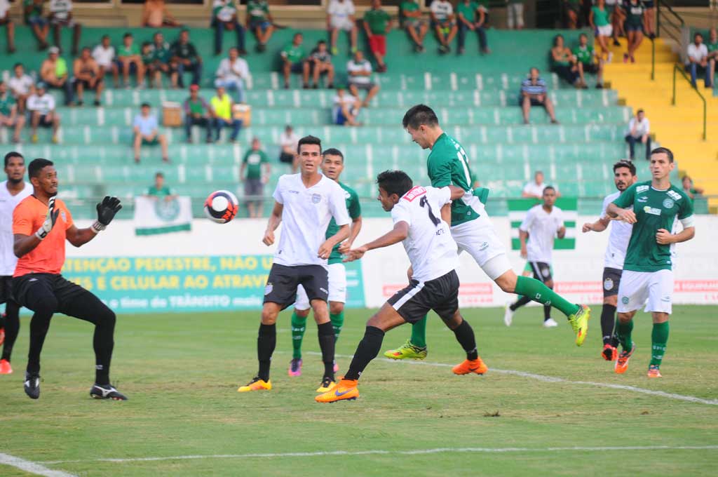 Esporte - União joga como nunca mas perde como sempre