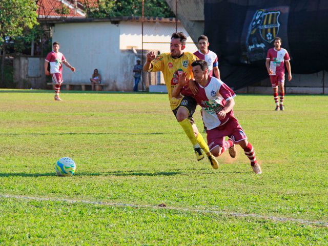 Esporte - Varzeanão 2014: Os Uvos nos pênaltis e conquista o título