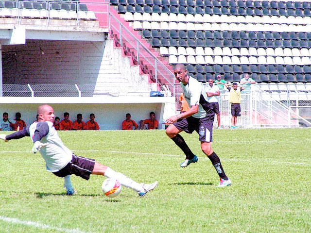 Esporte - União Barbarense empata novamente sem gols