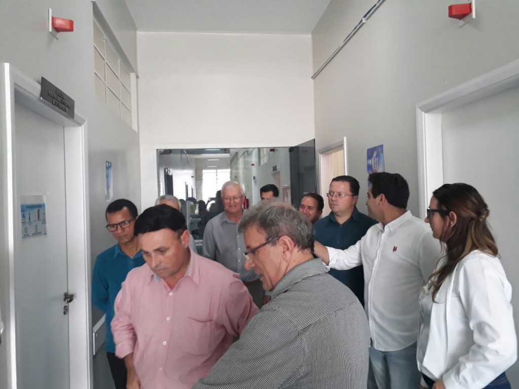 Política - Comissão de Política Social e vereadores visitam o Hospital Santa Bárbara