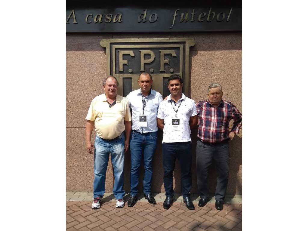 Esporte - Curso na FPF discute organização dos clubes