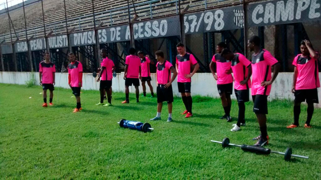 Esporte - Jogo-treino com Palmeiras será amanhã às 16 horas