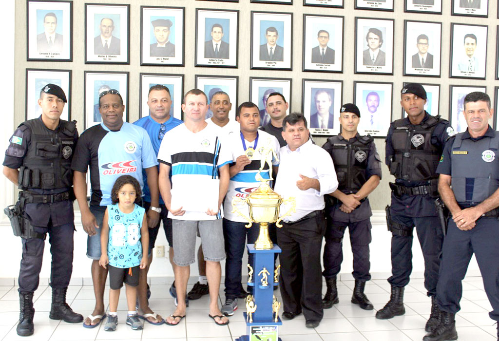 Foto Do Dia - Aplauso a Guarda pelo Campeonato Paulista