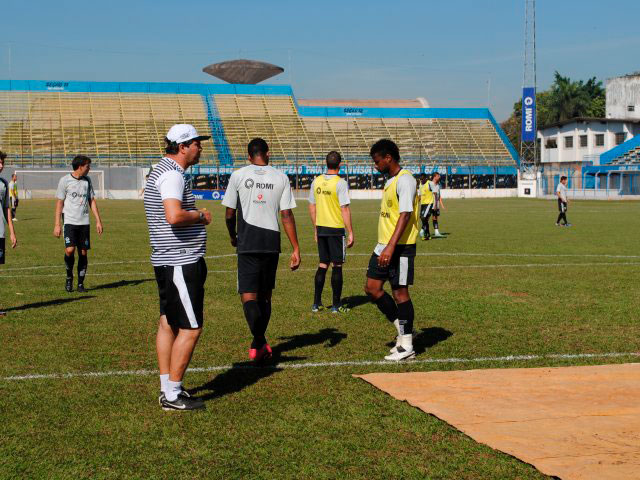 Esporte - Com Lenon, Graxa e Peixoto, União começa uma nova fase