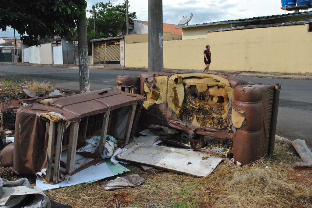 Foto Do Dia - Descarte Irregular