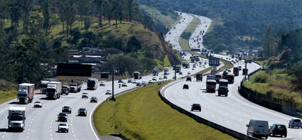 Cidades - CCR AutoBAn registrou movimento de 467 mil veículos na Operação Páscoa