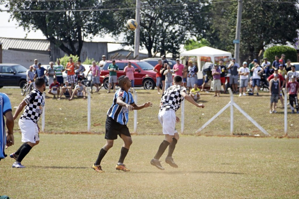 Esporte - Grêmio Orquídea conquista 4ª divisão nos penais