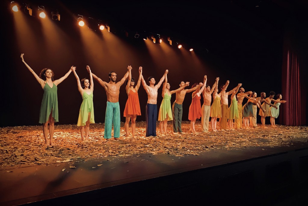 Cultura - Festival Santa Dança reúne bom público 