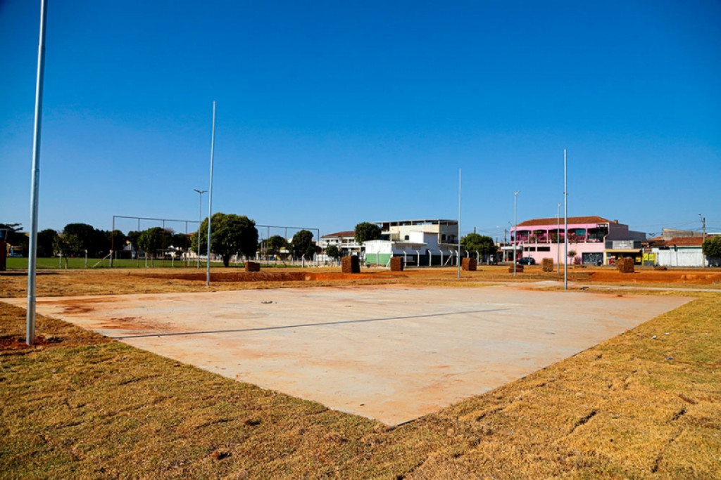 Cidades - Obras para a implantação da Nova Área de Bem-Estar e Lazer do Santa Rita avançam