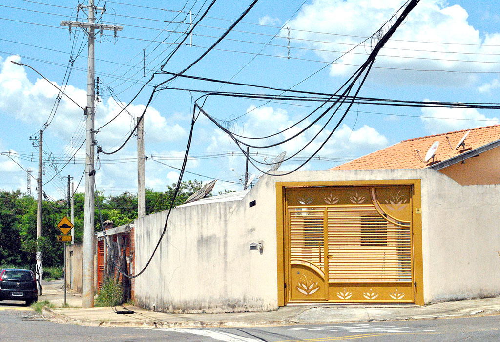 Foto Do Dia - Fiação caída