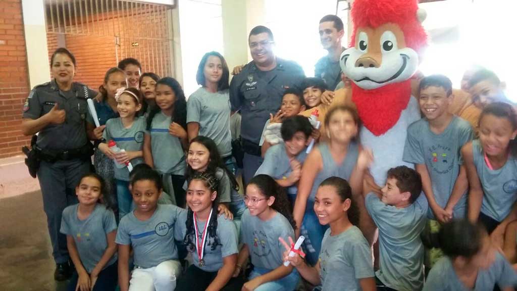 Educação - Alunos de sete unidades se formam no PROERD