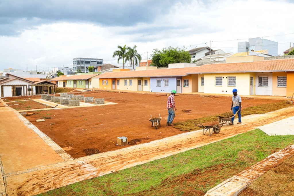 Cidades - Últimos arremates são realizados na obra das 28 moradias do “Vida Longa”