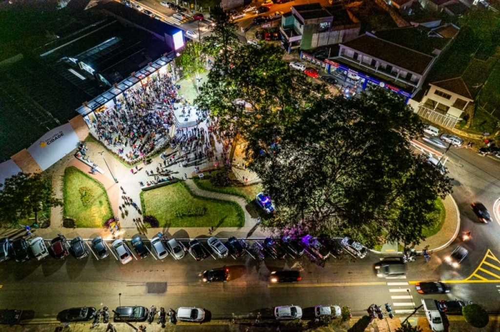 Cidades - Inaugurado Mercadão da Cidade 