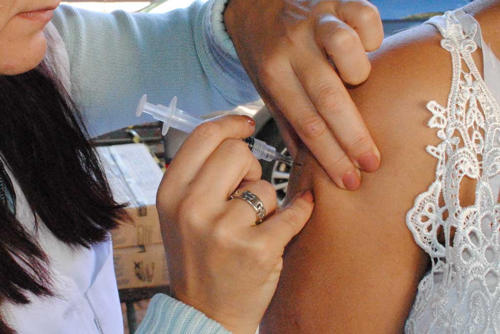 Saúde - Saúde libera vacina contra a gripe para toda a população