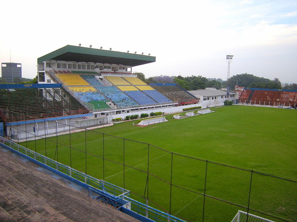 Esporte - Estádio Antonio Guimarães ficará interditado até novos laudos