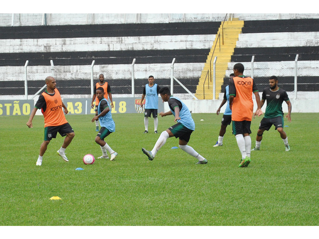 Esporte - Peixoto define time hoje para decisão de amanhã