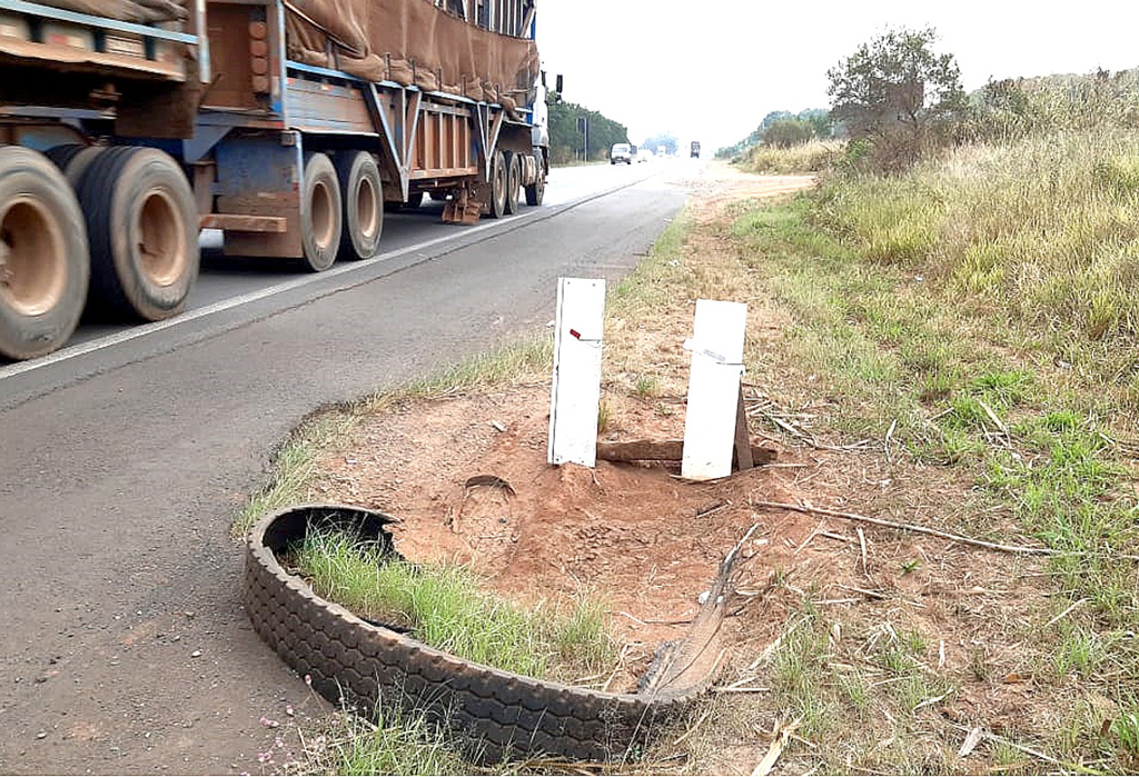 Foto Do Dia - Erosão na SP-306