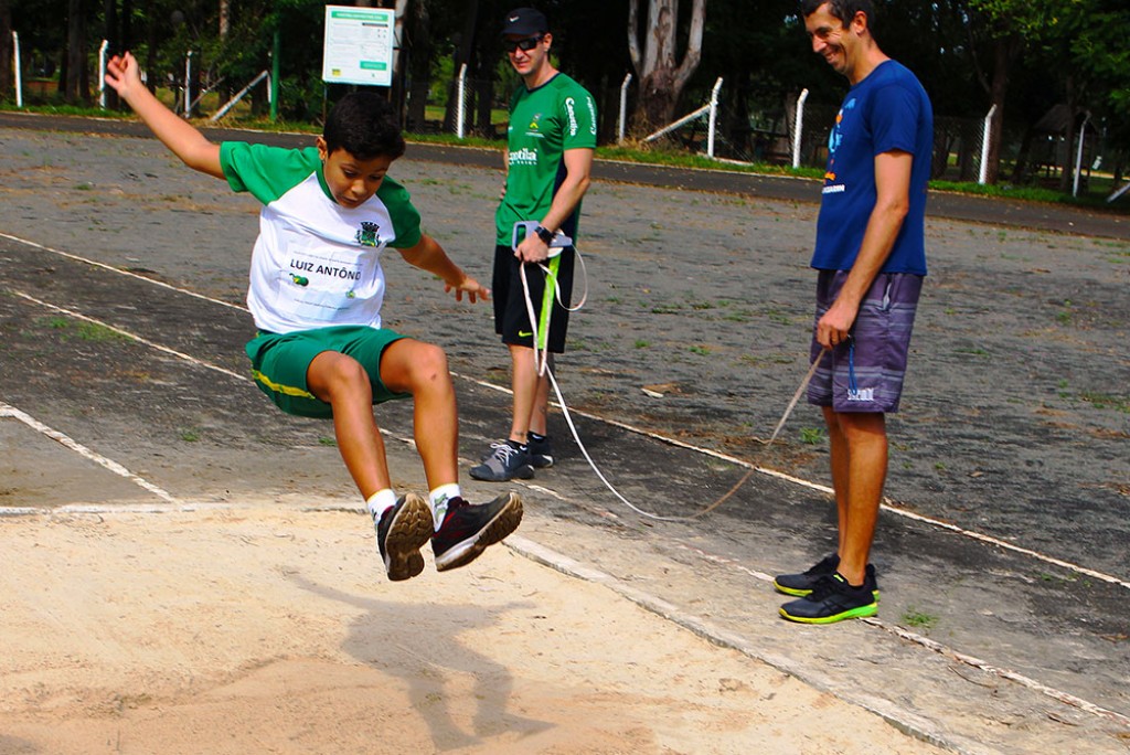 Esporte - Jogos Escolares: começam competições de Atletismo 