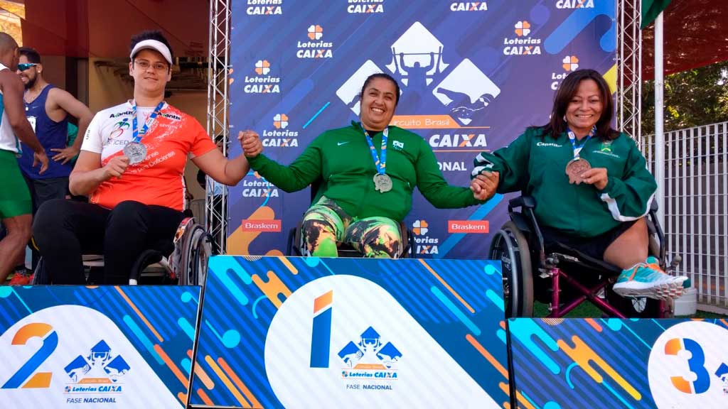 Esporte - Mary conquista bronze em competição nacional