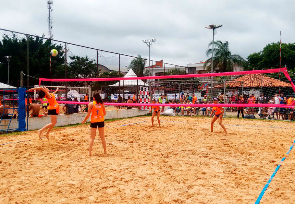 Esporte - Atleta do Vôlei de Praia de SB é campeã do HortoVôlei