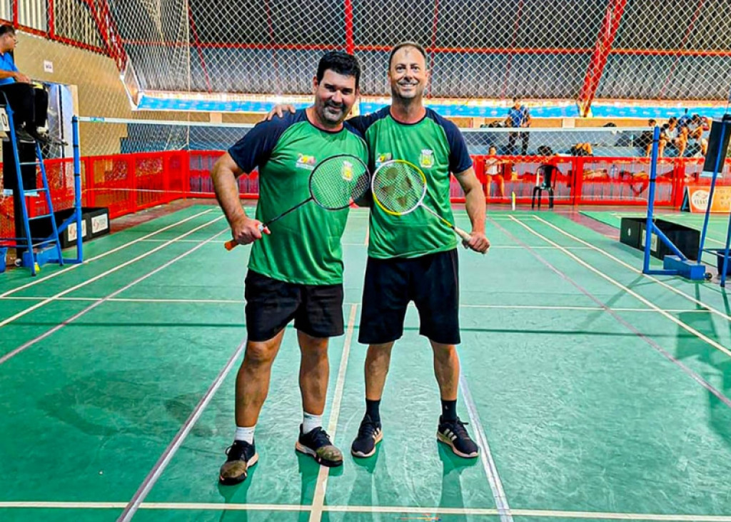 Cidades - Santa Bárbara estreia nos Jogos Regionais com duas medalhas de bronze no Badminton Masculino e vitória no Vôlei Feminino