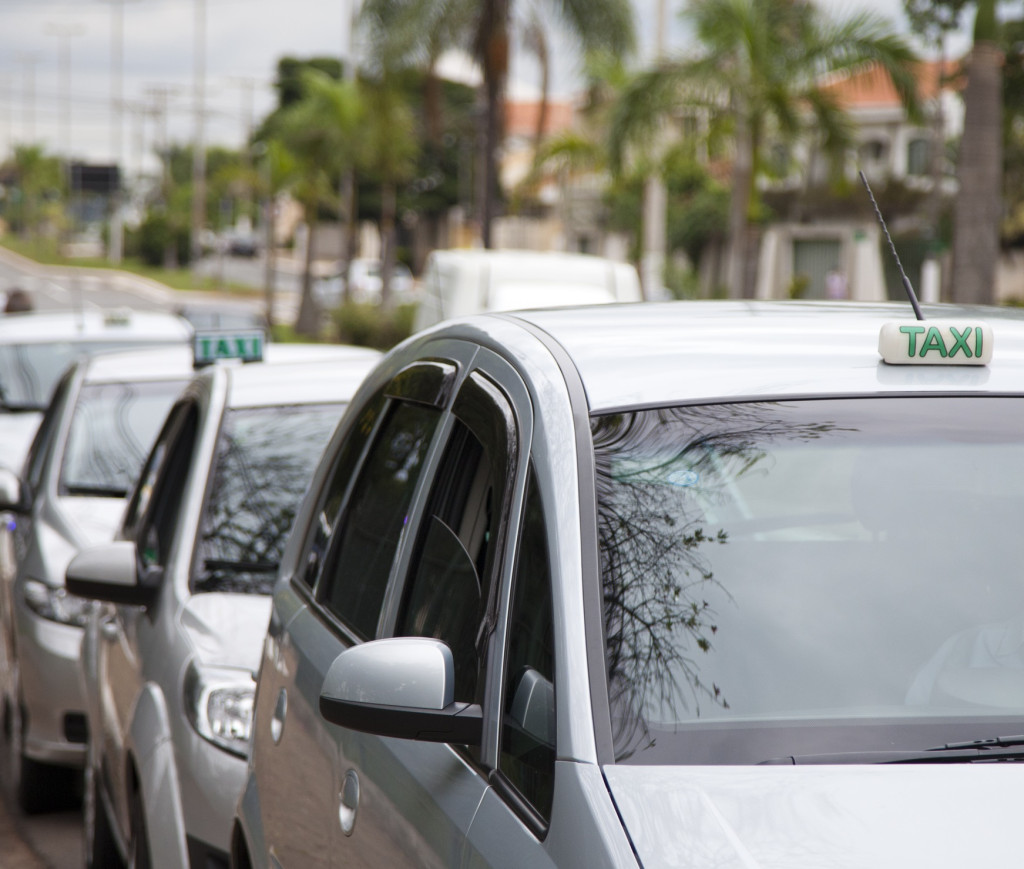 Cidades - Prefeitura inicia  recadastramento   de taxistas nesta quarta-feira