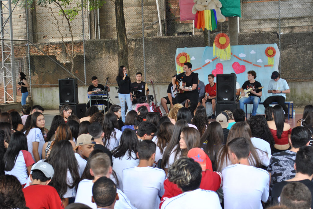 Educação - Escola Emílio Romi promove Feira Semestral