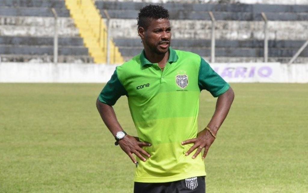 Esporte - Brito indicaria 5 jogadores do time que foi rebaixado