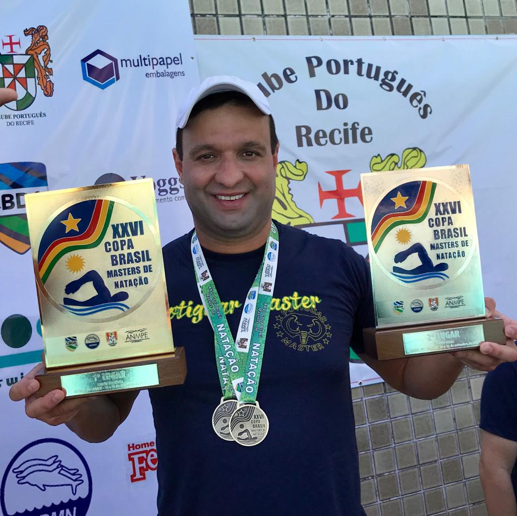 Esporte - Natacão: Tubarão conquista bons resultados em Recife