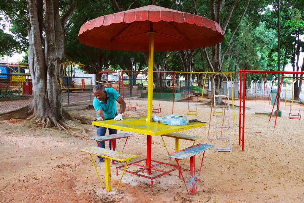  - Prefeitura recupera brinquedos e estruturas do Parque “Tom Leite”