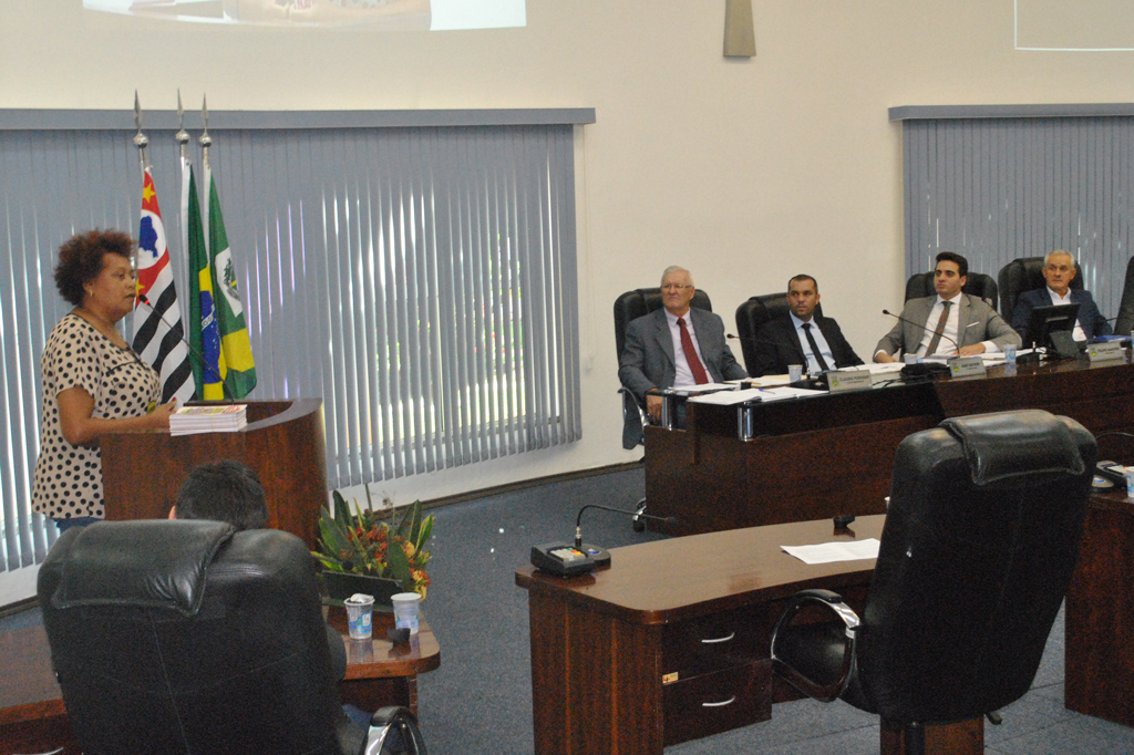 Política - Reforma da Previdência é discutida na Tribuna Livre 