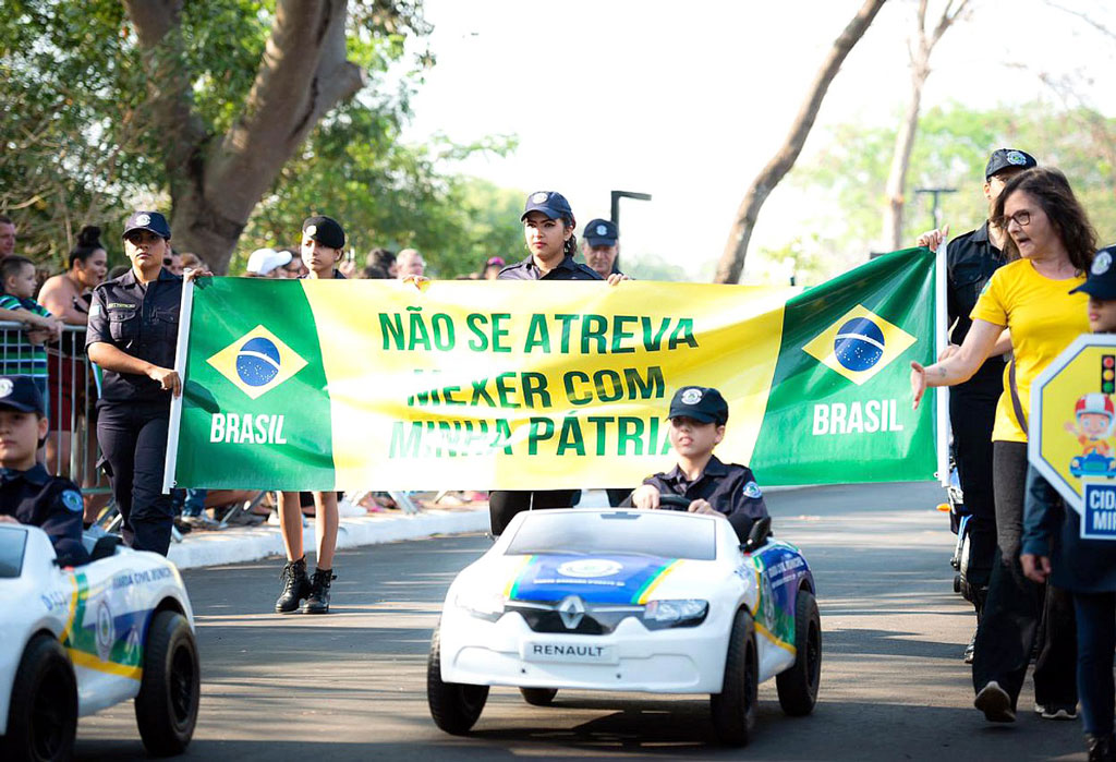 Foto Do Dia - Desfile Cívico