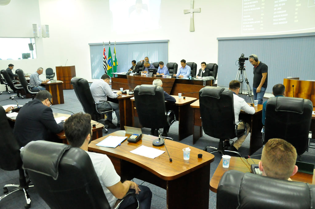 Política - Vereadores aprovam seis projetos na 15ª Reunião Ordinária