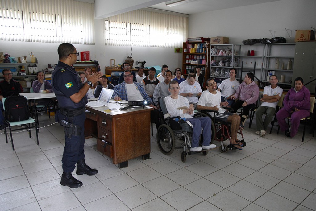 Educação - Maio Amarelo: Defesa Civil realiza atividades em escolas 