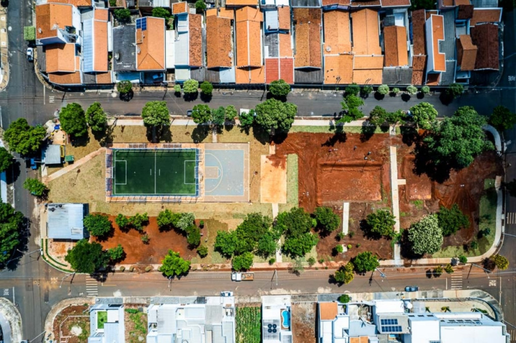 Cidades - Seguem serviços para a implantação da Nova Área de Bem-Estar e Lazer do Jardim das Palmeiras