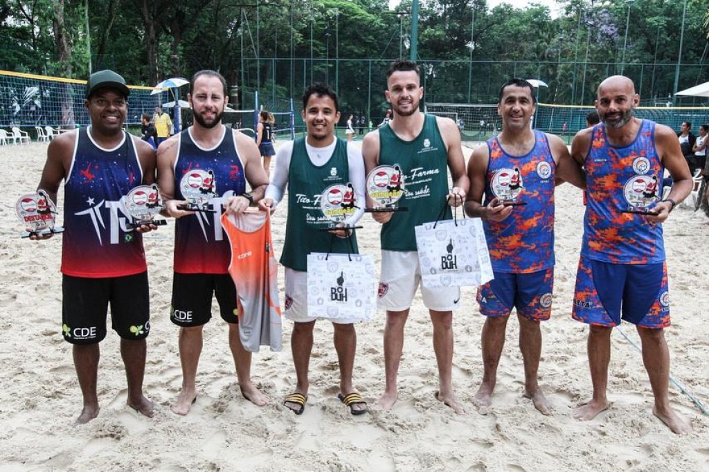 Esporte - Futevôlei: dupla de SB vence em São Paulo