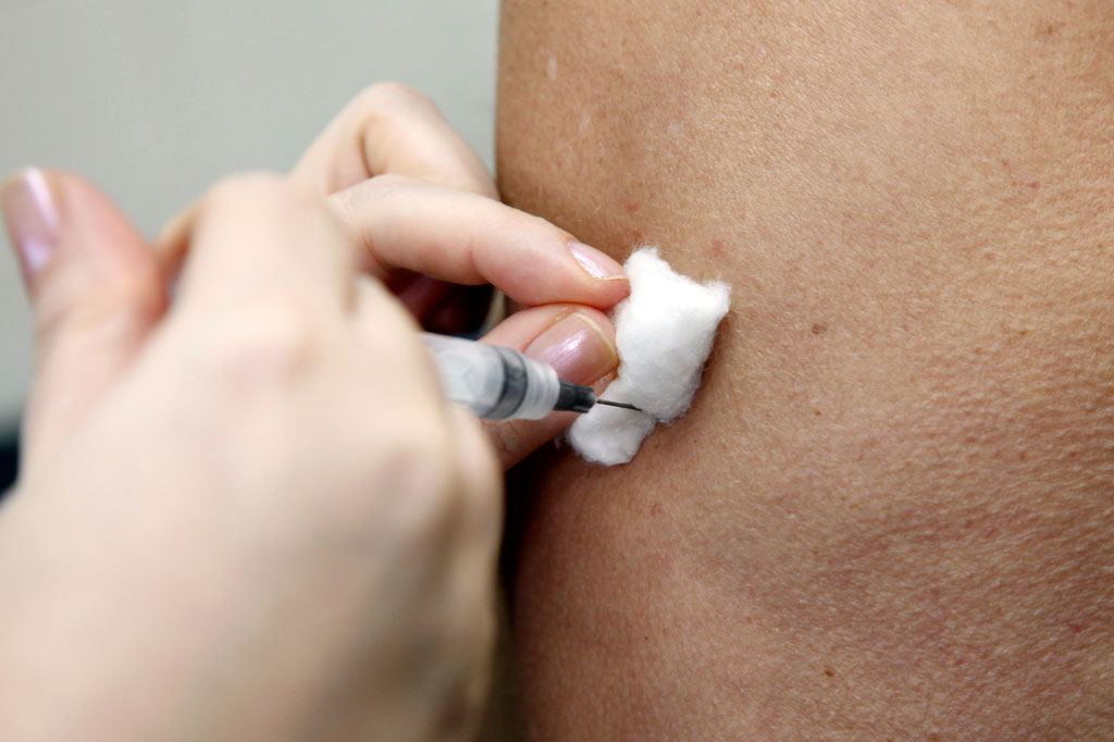 Saúde - Campanha de Vacinação contra a Gripe começa para idosos e profissionais de saúde 