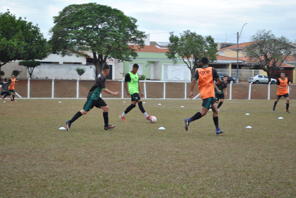 Esporte - Vitória no sábado mantém União entre primeiros