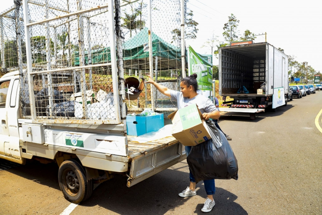 Cidades - Campanha de Coleta de Eletroeletrônicos e Eletrodomésticos acontece neste sábado em Santa Bárbara