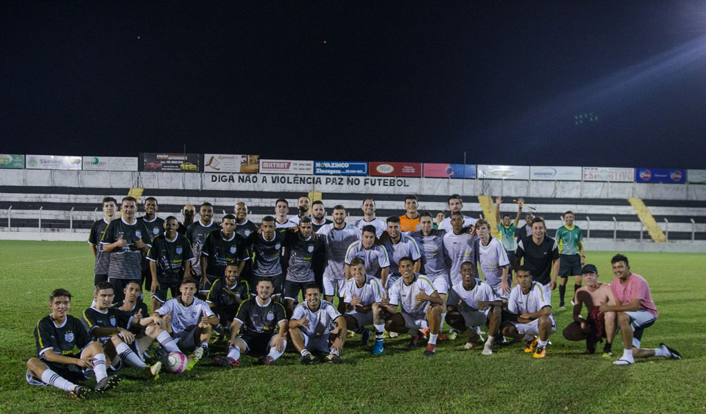 Esporte - Boschilia realiza jogo com amigos no União