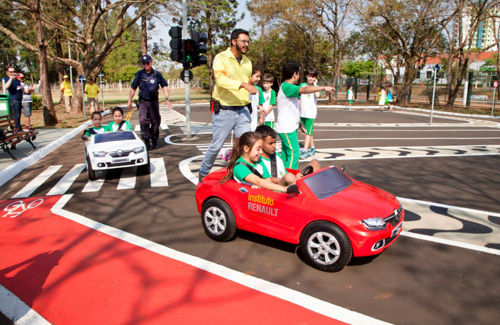  - Cidade Mirim do Trânsito atende mil crianças